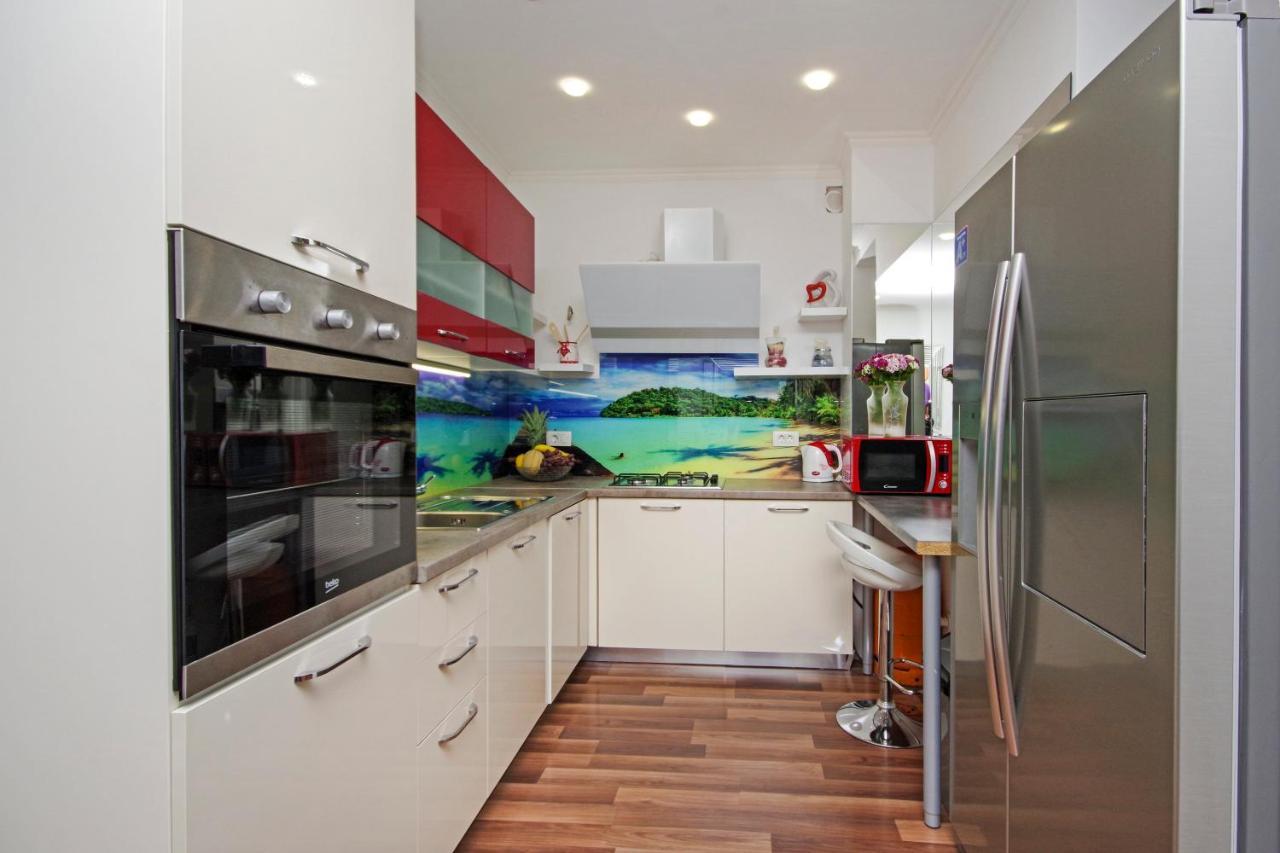Apartman Naomi *
