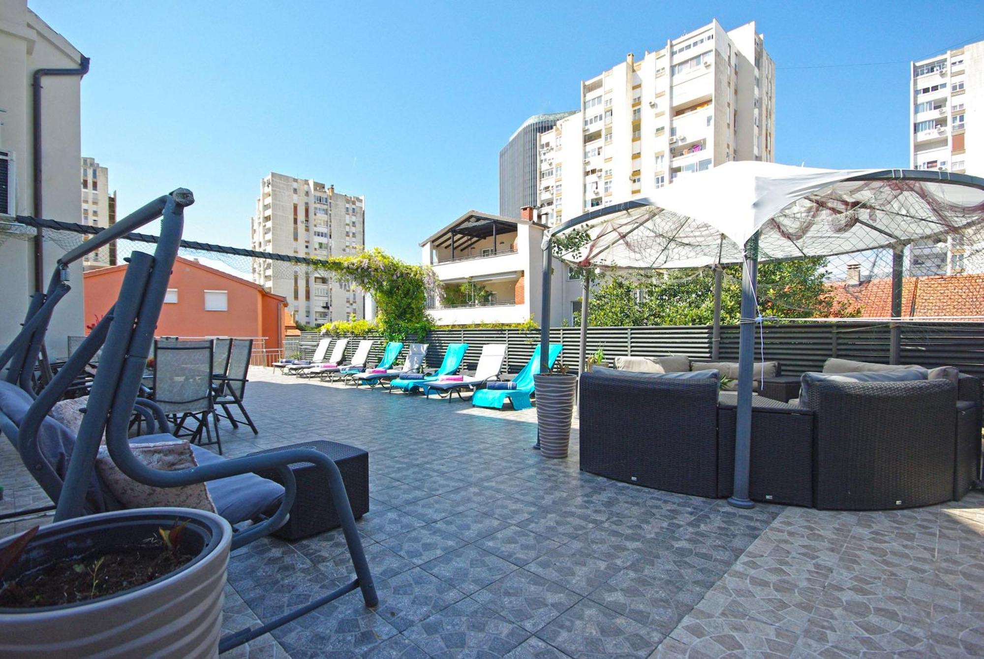 Naomi Appartement *