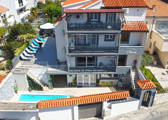 Villa Naomi